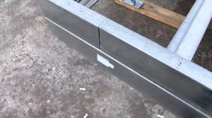 стены дома из металла