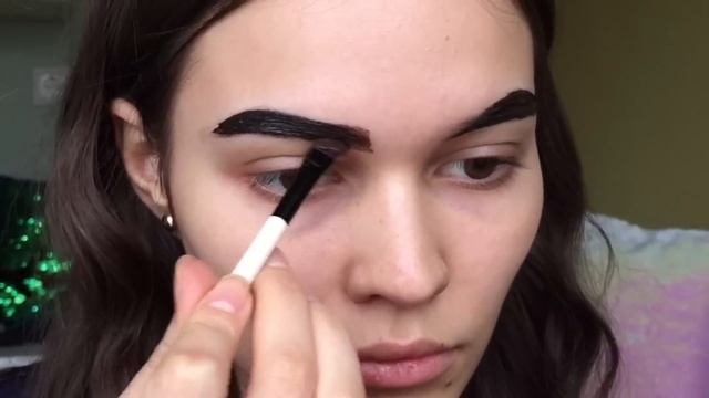 Брови 2017 КАК ПОКРАСИТЬ КРАСКОЙ В ДОМАШНИХ УСЛОВИЯХ смотреть онлайн