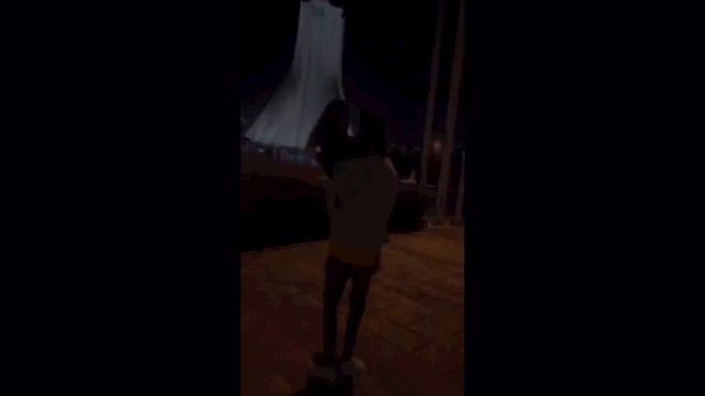 10 лет за видео с танцами. Иранскую пару осудили за ролик, снятый у ворот Тегерана смотреть онлайн