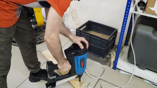 Газовый монтажный пистолет Toua GSN 50 смотреть онлайн