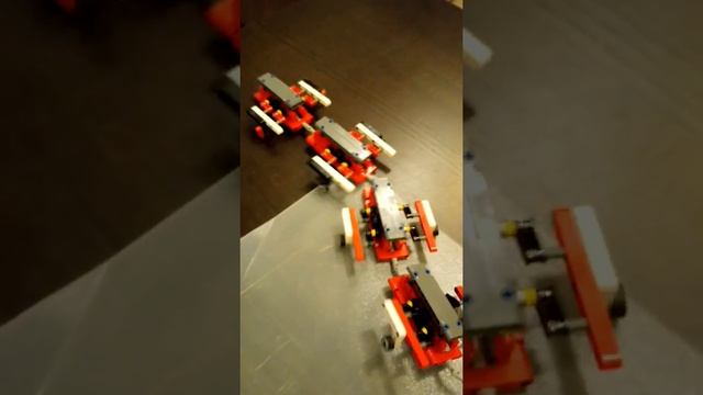 Lego. 4-th Track. Лего. Гусеница 4 части. смотреть онлайн