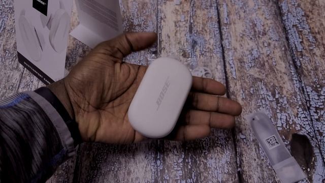Unboxing Of SoapStone Bose Quite Comfort Earbuds смотреть онлайн