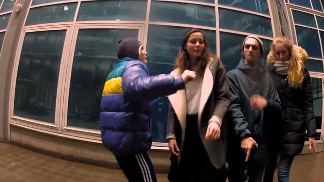 БОГЕМНЫЙ ДВИЖ смотреть онлайн