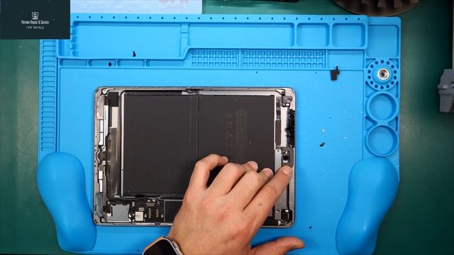 Apple iPad 9th gen 10 2'' Digitizer Replacement. смотреть онлайн