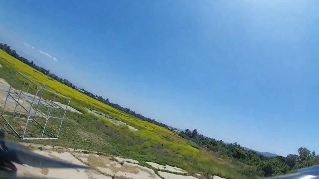 Flown on 1080P monitor (Walksnail VRX HDMI output) смотреть онлайн
