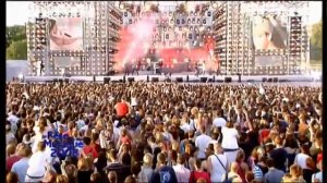 Enrique Iglesias et Nadiya - Tired of Being Sorry. Féte de la Musique