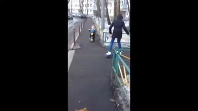 Дети и собака прогулка со шпицем смотреть онлайн
