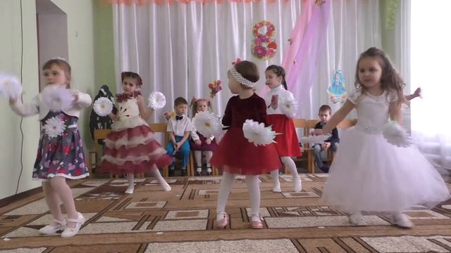 8 марта д сад Малятко с Королёвка Украина 2018 год смотреть онлайн