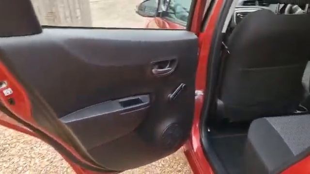 TOYOTA YARIS 1.4 D-4D TR 5d 89 BHP смотреть онлайн