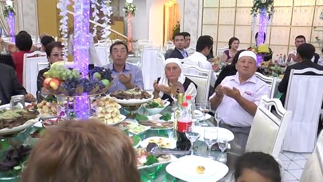 Бешбармак на свадьбе 06.09.2014. смотреть онлайн