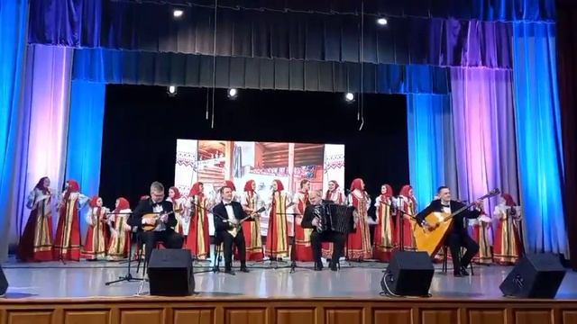 Детский хор народной песни "Зоренька" - Я на печке молотила смотреть онлайн