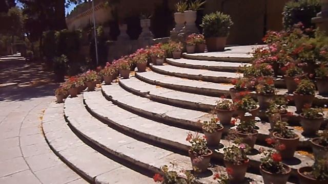 MALTA, A Summer walk around San Anton Gardens, смотреть онлайн