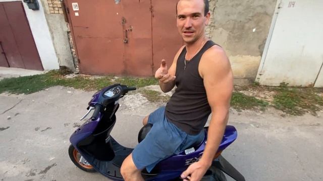 Продаю скутера Honda Dio AF-35 ZX майже новий смотреть онлайн