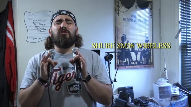 Shure SM58 Wired Microphone vs Wireless both смотреть онлайн