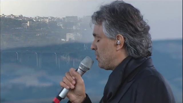 Andrea Bocelli - Santa Lucia смотреть онлайн