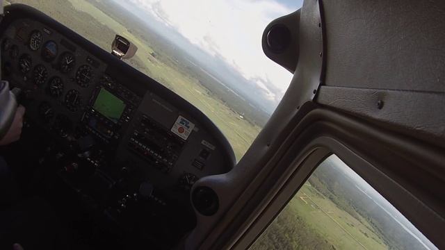 Cessna 172 Посадка на короткую полосу