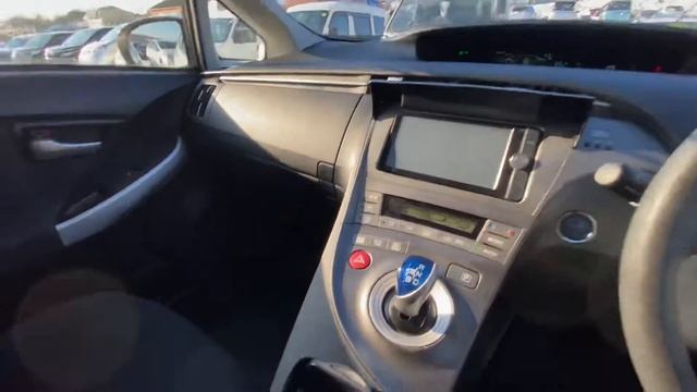 Toyota Prius S Touring Selection 2012 070