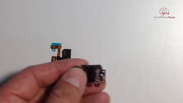 Nokia Lumia 1020 Screen and Headset Jack Replacement смотреть онлайн
