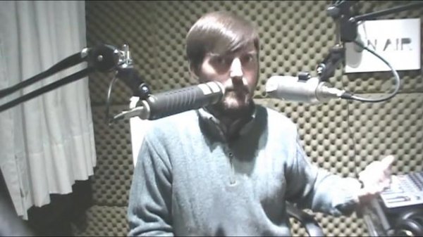 Rode Broadcaster vs Rode Procaster AB test (english)