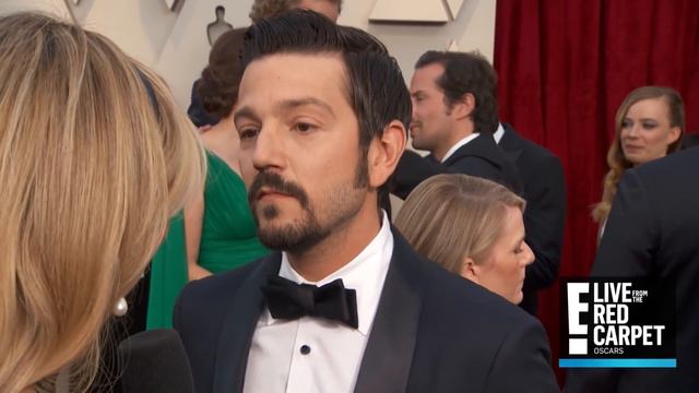 Diego Luna Says "Roma" Director Alfonso Cuaron "Changed His Life" | E! Red Carpet & Award Shows смотреть онлайн