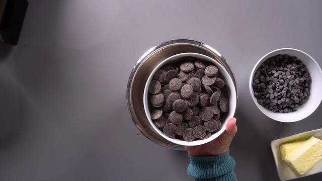 How to make Homemade Fudge - four ways - butterbeer, peanut butter, rocky road and microwave fudge смотреть онлайн