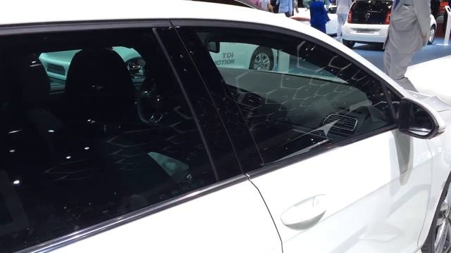 Volkswagen Golf Variant R-Line смотреть онлайн