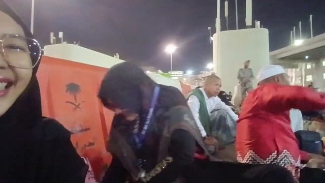 Mama Zio mabit Di Mina смотреть онлайн