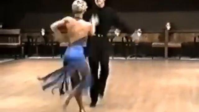 Jive Double Turns on Change of Place or American Spin смотреть онлайн