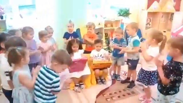 День Рождения в садике смотреть онлайн