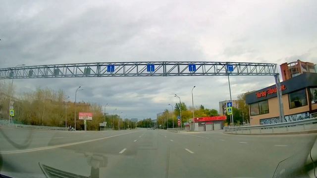 Поездка на автомобиле из Тюмени в посёлок Боровский через "Ленту" смотреть онлайн