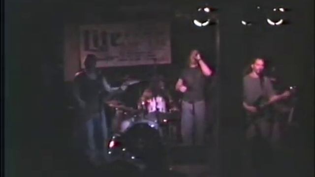 Brass Monkey Set 1 Lie iin the Bed NEW смотреть онлайн