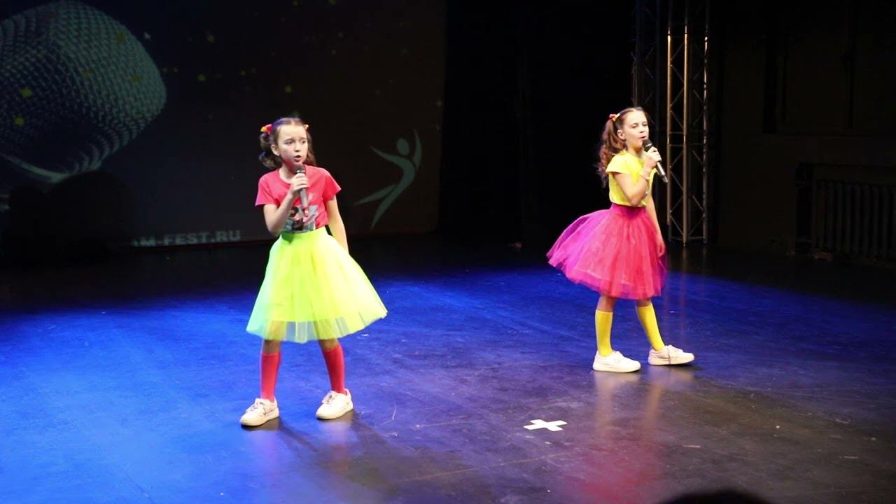 Dance Monkey смотреть онлайн