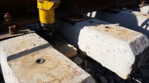 Принцип работы Домкрата путевого гидравлического ДПГ-20-200