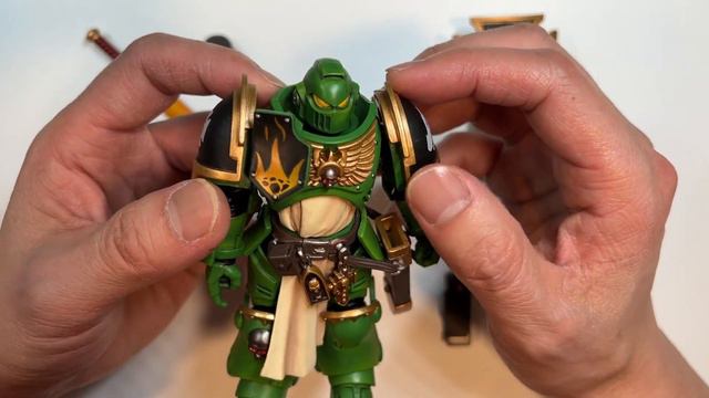 Unboxing & Review of JoyToy x Warhammer 40K Dark Angels & Salamanders Blade Guard Veterans смотреть онлайн
