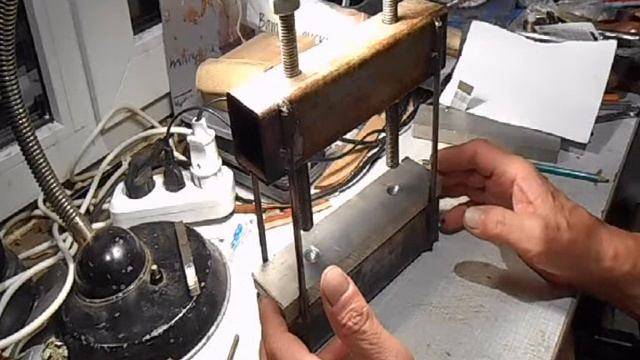 Простейший пресс своими руками. смотреть онлайн