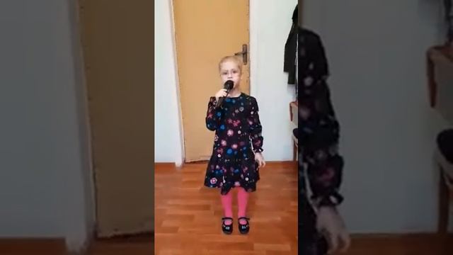 ДМШ #7 "Эстрадный вокал 1 класс Джигова Анна "Ёлочка" смотреть онлайн