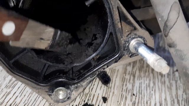 Тойота филдер,1ZZ,4WD,грязь во впуске и дросселе,ч3 смотреть онлайн