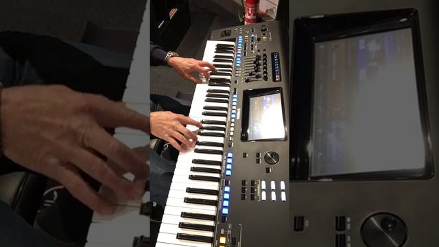 Klaus Wunderlich Summer Samba on Yamaha Genos смотреть онлайн