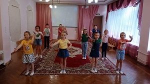 Гр  №9,12 Танец Мы маленькие звезды