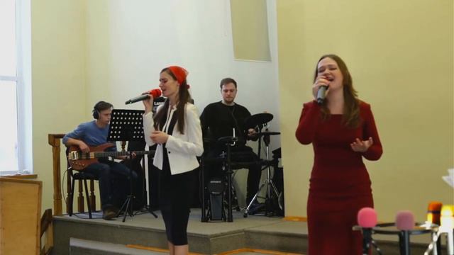 Свят Бог, святы небеса смотреть онлайн