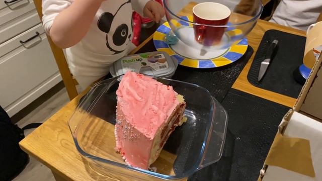 VLOG: ДЕНЬ РОЖДЕНИЯ АРИНЫ 8 ЛЕТ смотреть онлайн