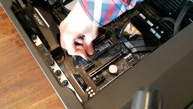 How to install an NVMe M.2 SSD + Windows 10 SSD Optimization [Tutorial/Guide] смотреть онлайн