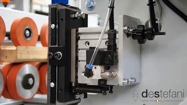 DESTEFANI by GiardinaGroup - MVR Double side in-line profile sanding machine смотреть онлайн
