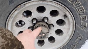 НЕ ВКЛЮЧАЕТСЯ ПЕРЕДНИЙ МОСТ  - ПОШЕВЕЛИ ТУТ И ВКЛЮЧИТСЯ.