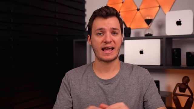 iOS 17.2 & 17.3 Beta 1 - More Updates! смотреть онлайн