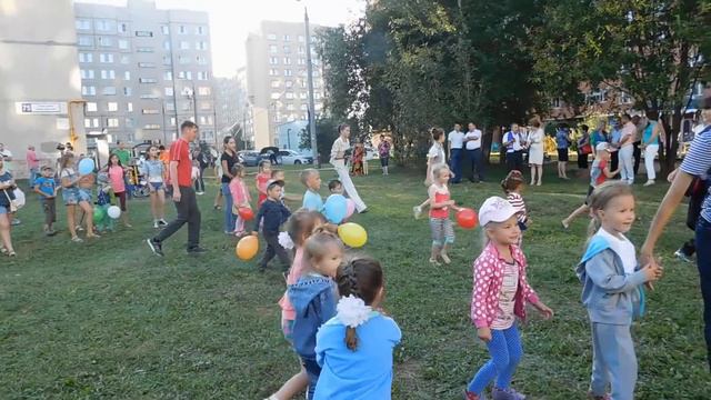 Ярославчик мой любимый Крестный внук на празднике 1-я часть. смотреть онлайн