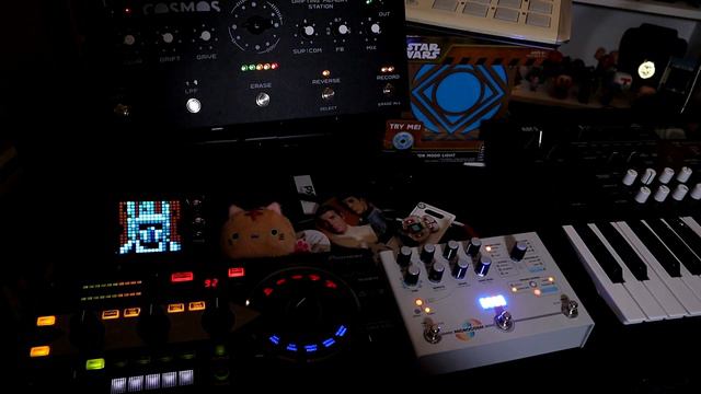 Dark Beats Experimental Noise w/ FX // SOMA LABS COSMOS & PULSAR 23 DEMO смотреть онлайн