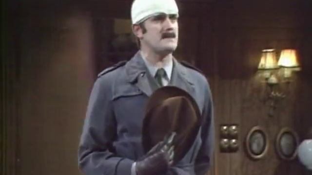 Monty Python's "Nobody leaves the room" sketch смотреть онлайн