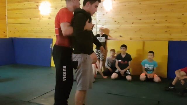 Борьба. Мастер-класс в спортивном лагере 2019г. смотреть онлайн