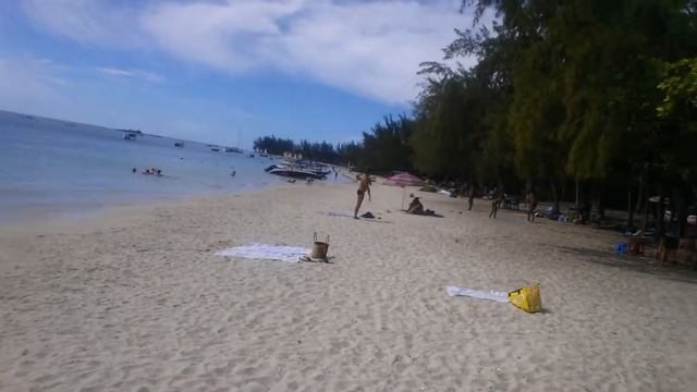 Маврикий, пляж Монт Чоси. Mauritius, Mont Choisy beach смотреть онлайн